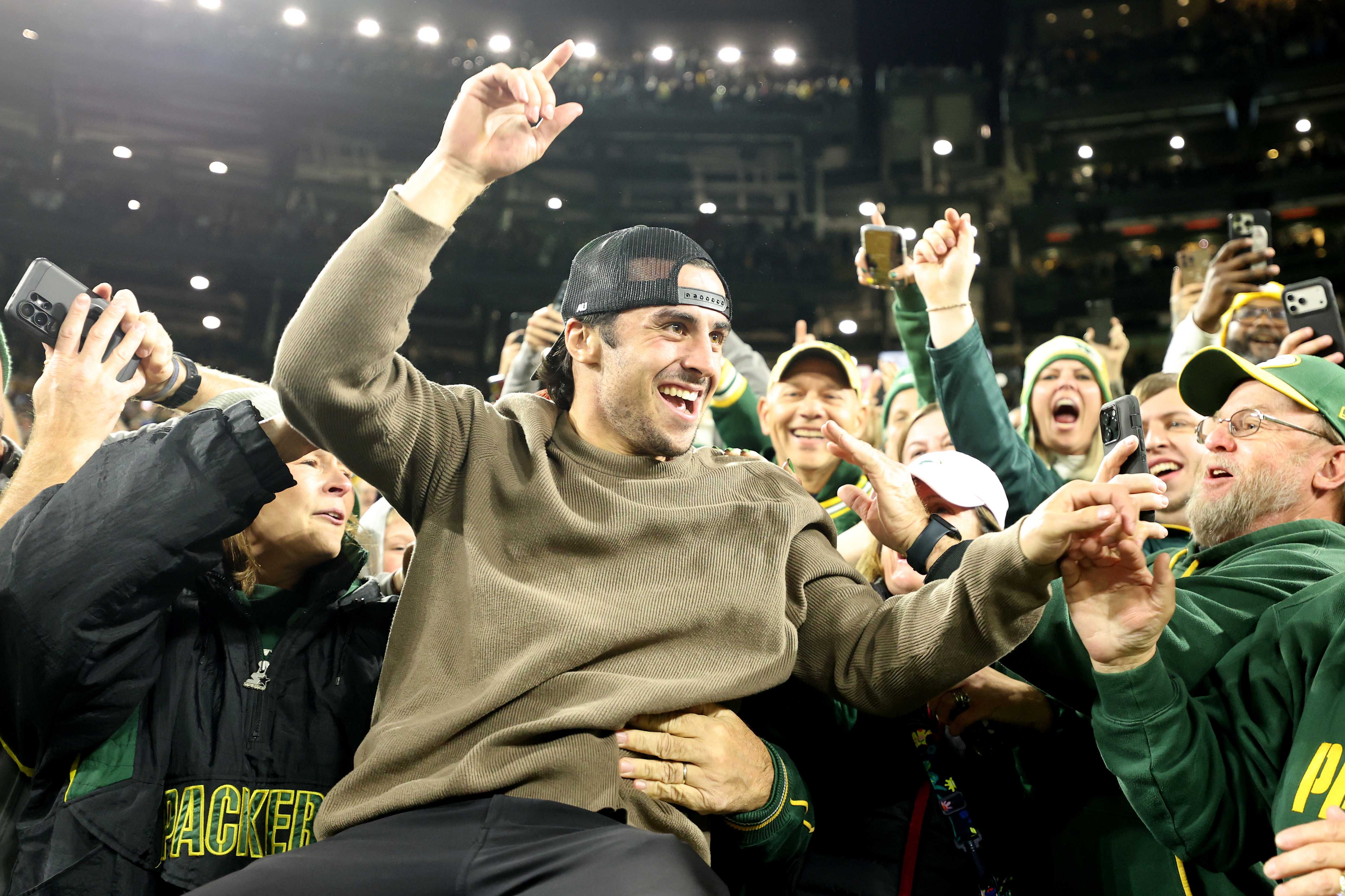 Brewers Bring World Series  celebration to Packers Game — Waukesha Sports news
