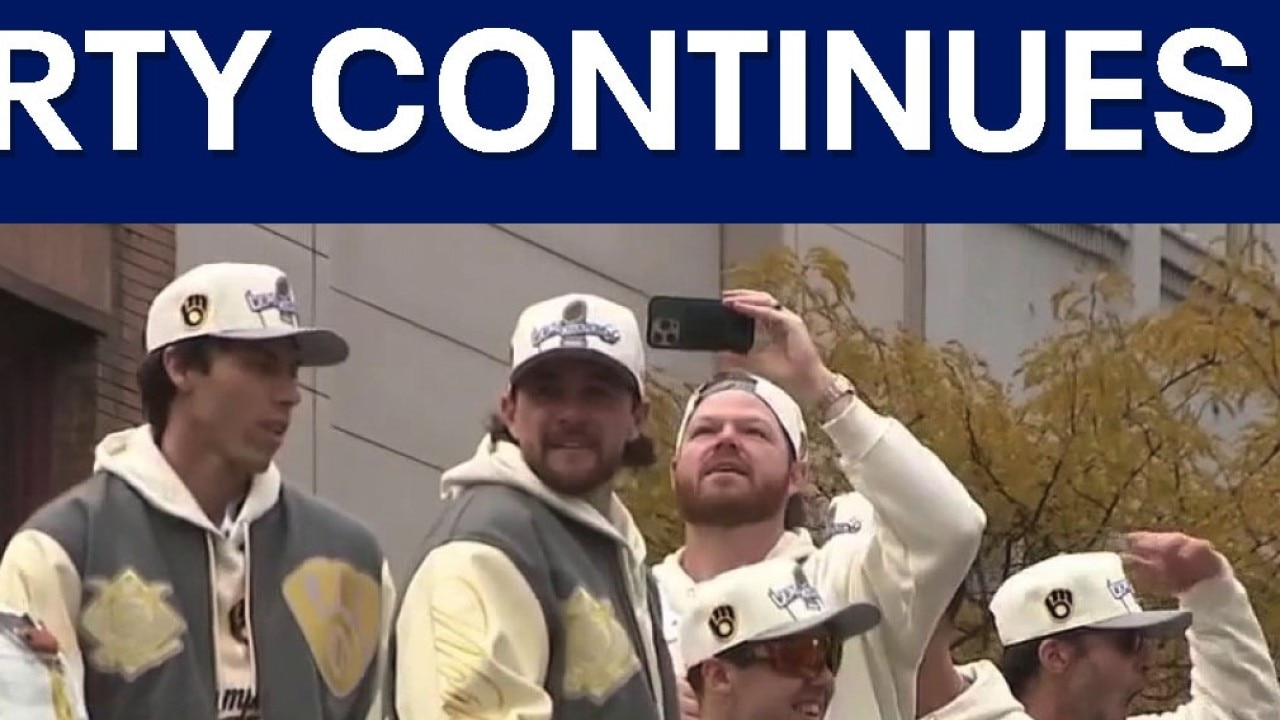 Milwaukee bars ready for crowd surge after Brewers parade — FOX 6 News